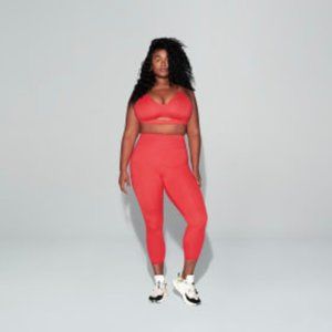 IVY PARK ADIDAS PLUS CUTOUT MEDIUM SUPPORT BRA(2x)